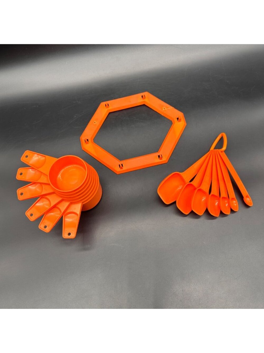 Vintage Tupperware Orange Measuring Cups Spoons Hanger Set 70s USA Retro Kitchen